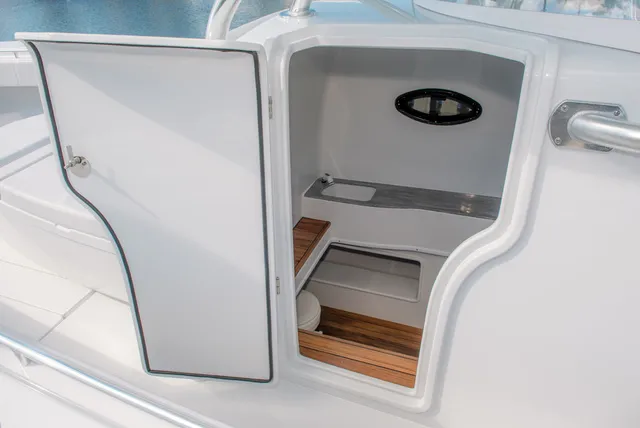 Slide: The Image of Contender 44ST CUSTOM BUILD 44' 2026 - 2