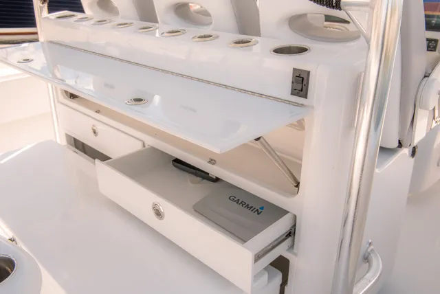 Slide: The Image of Contender 44ST CUSTOM BUILD 44' 2026 - 4