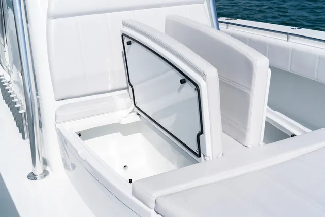 Slide: The Image of Contender 44ST CUSTOM BUILD 44' 2026 - 9