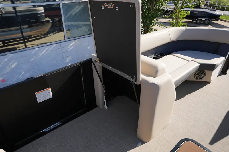 Slide: The Image of Harris 230 Cruiser 2025 - 14