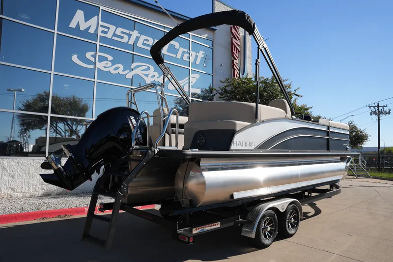 Slide: The Image of Harris 230 Cruiser 2025 - 2