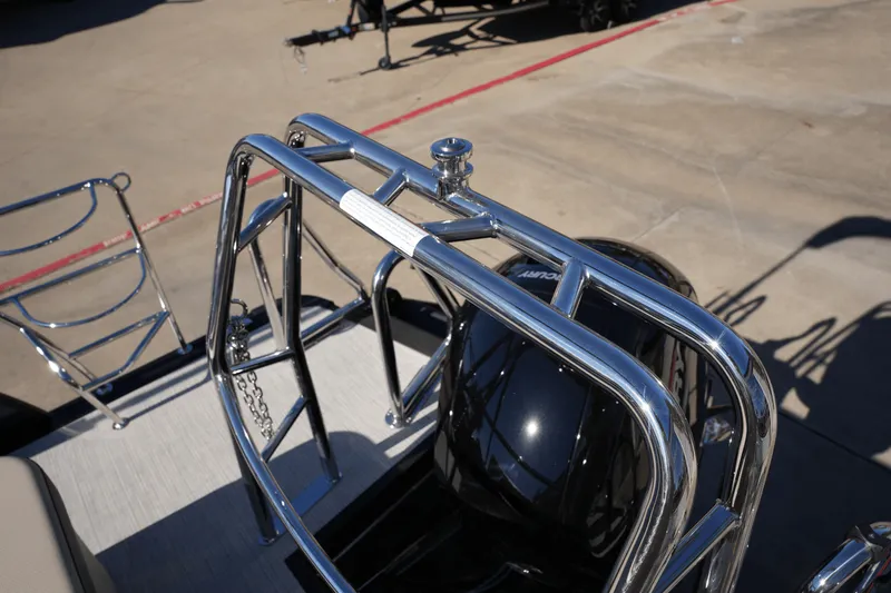 Slide: The Image of Harris 210 Cruiser 2025 - 26