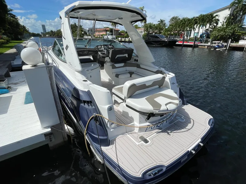 Slide: The Image of Monterey 335 Sport Yacht 2016 - 1