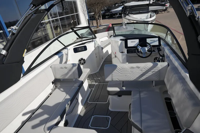 Slide: The Image of Sea Ray SDX 250 Surf 2025 - 36