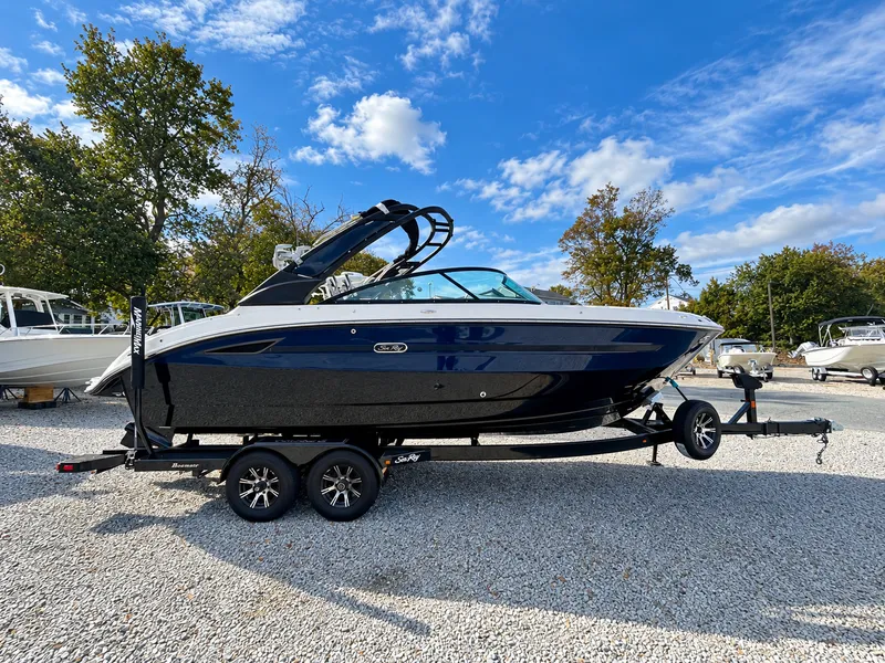 Slide: The Image of Sea Ray SDX 250 Surf 2025 - 1