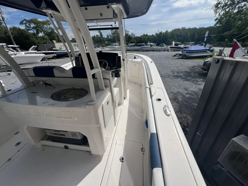 Slide: The Image of Robalo 302 2021 - 10