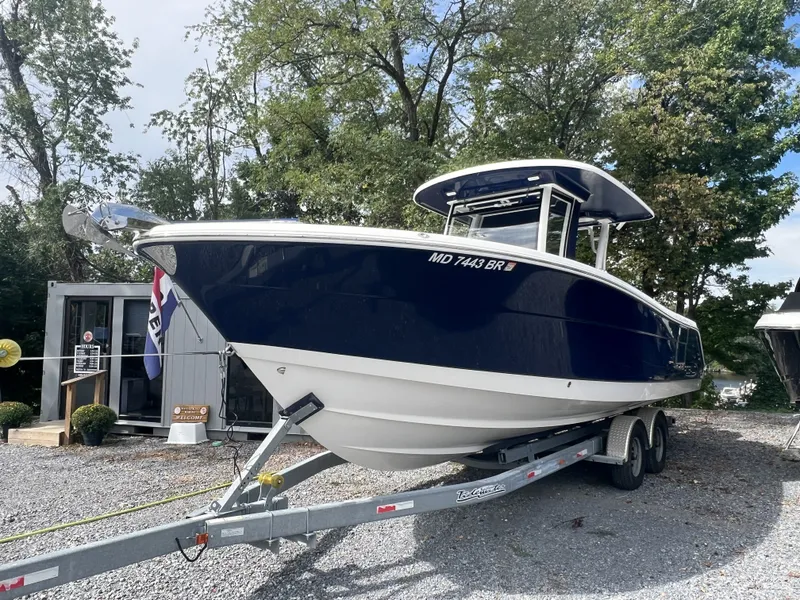 Slide: The Image of Robalo 302 2021 - 1