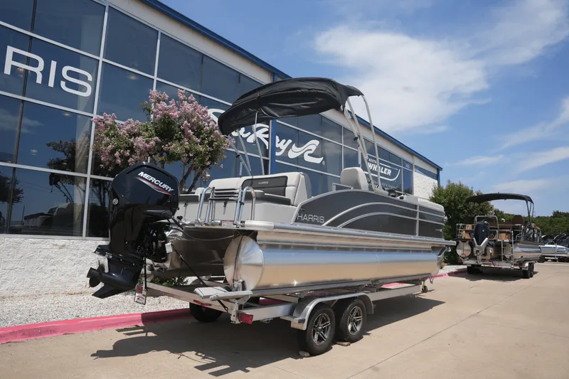 Slide: The Image of Harris 230 Cruiser 2025 - 2