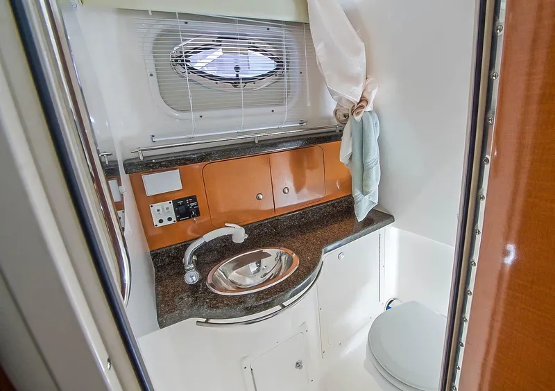 Slide: The Image of Robalo R305 Walkaround 2008 - 21