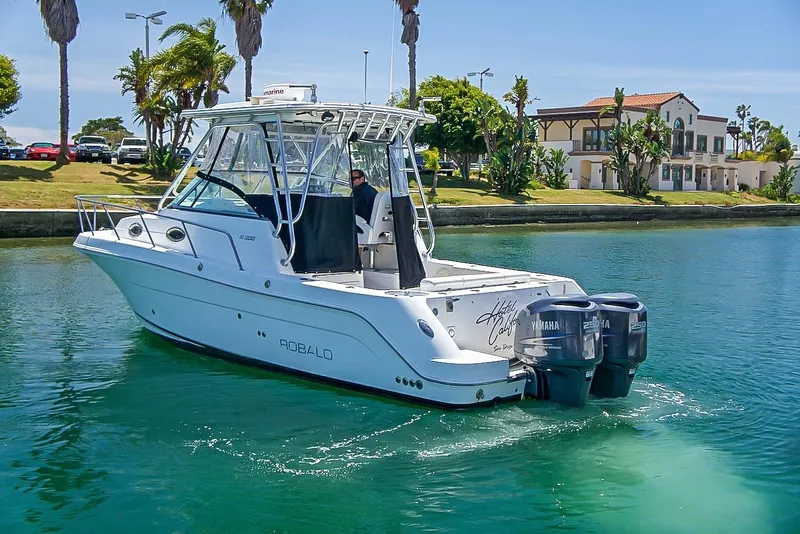 Slide: The Image of Robalo R305 Walkaround 2008 - 29