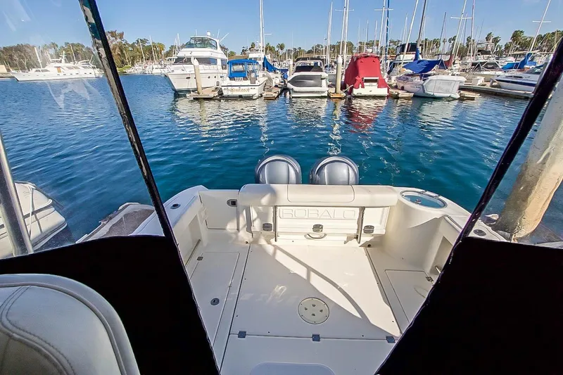 Slide: The Image of Robalo R305 Walkaround 2008 - 8