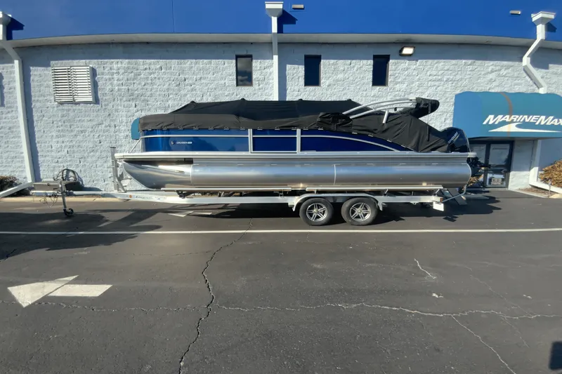 Slide: The Image of Harris 230 Cruiser 2025 - 22