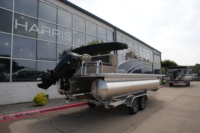 Slide: The Image of Harris 230 Cruiser 2025 - 4