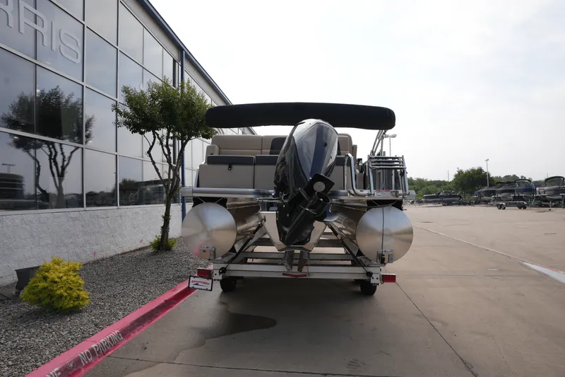 Slide: The Image of Harris 230 Cruiser 2025 - 5