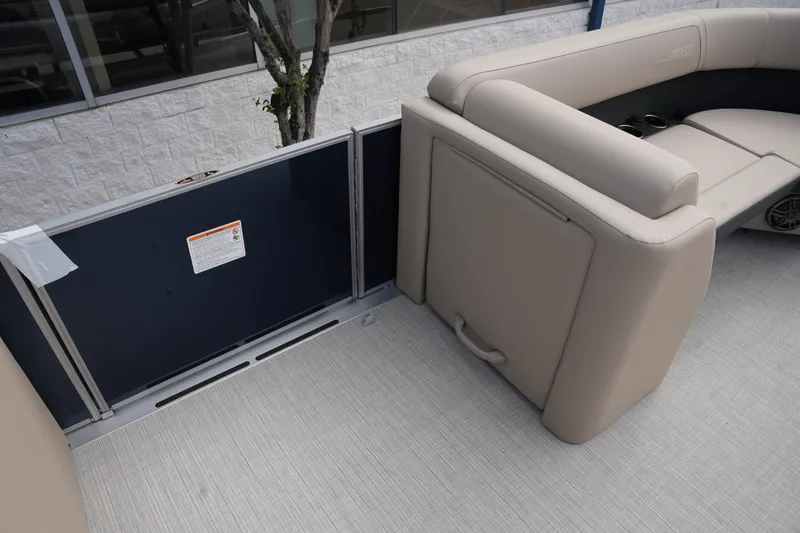 Slide: The Image of Harris 230 Cruiser 2025 - 9