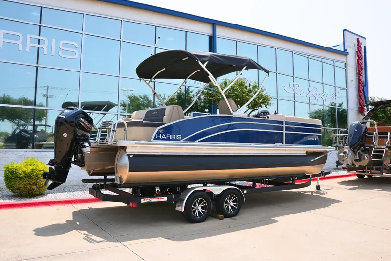 Slide: The Image of Harris 230 Cruiser 2025 - 2