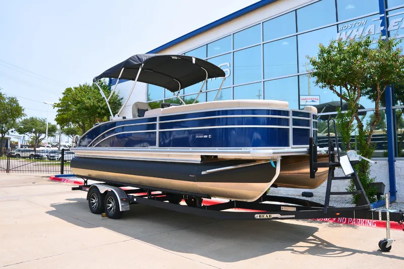 Slide: The Image of Harris 230 Cruiser 2025 - 1