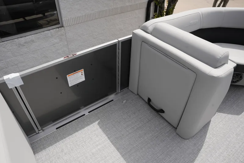 Slide: The Image of Harris 210 Cruiser 2025 - 8