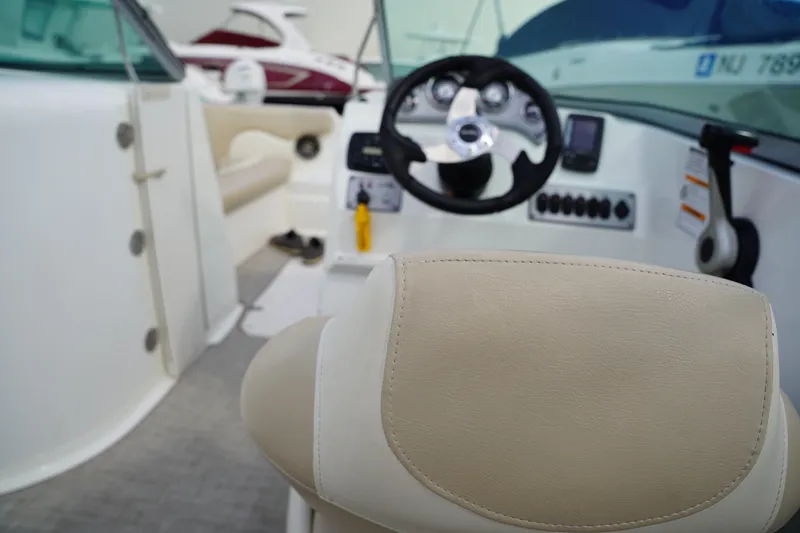 Slide: The Image of NauticStar 223 DC 2015 - 16
