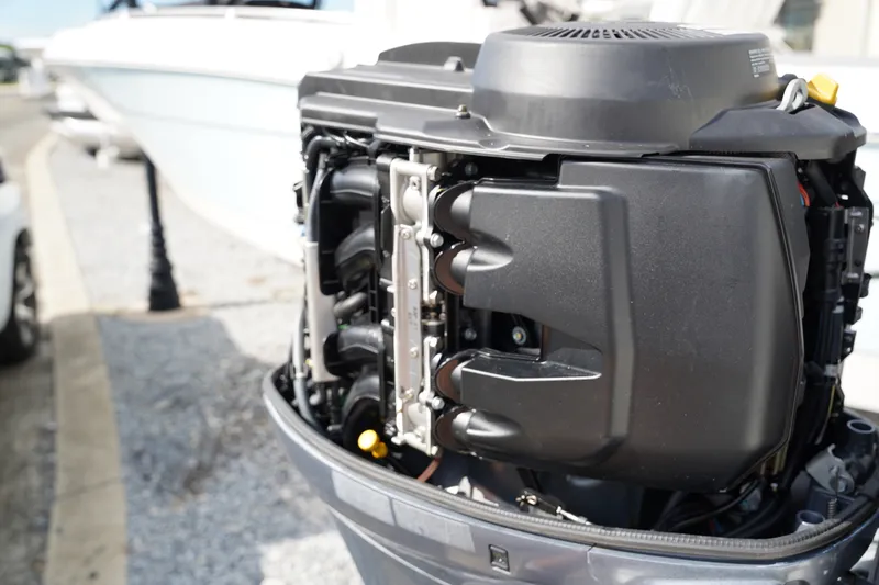 Slide: The Image of NauticStar 223 DC 2015 - 31