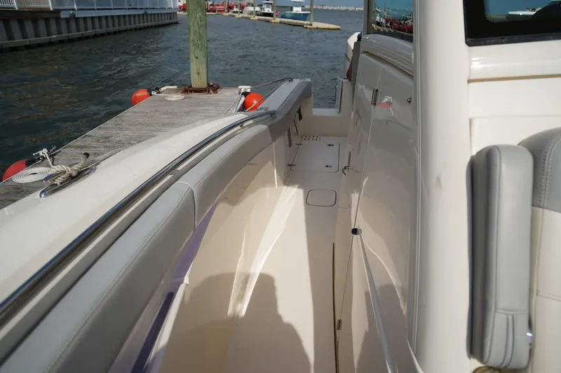 Slide: The Image of Scout 305 LXF 2023 - 26