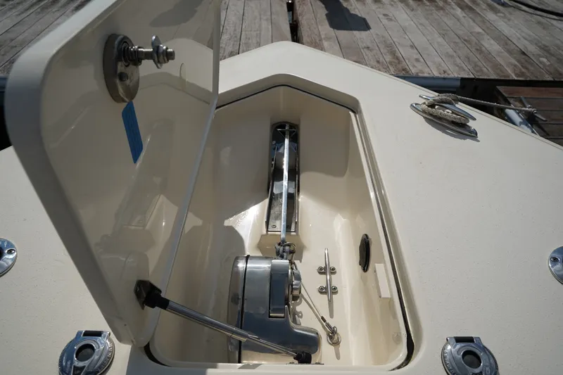 Slide: The Image of Scout 305 LXF 2023 - 15