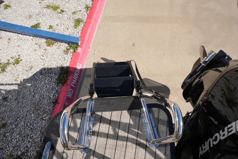 Slide: The Image of Harris 230 Sunliner 2025 - 35