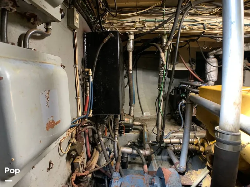 Slide: The Image of Hydraulic Steering Tank - 8755327