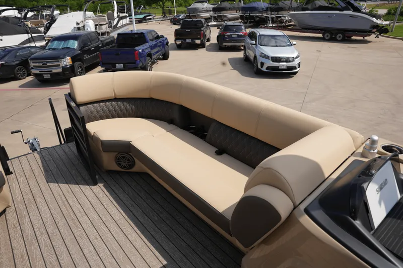 Slide: The Image of Harris 230 Sunliner 2025 - 5