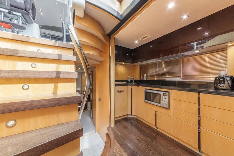 Slide: The Image of Sunseeker Predator 68 2014 - 41