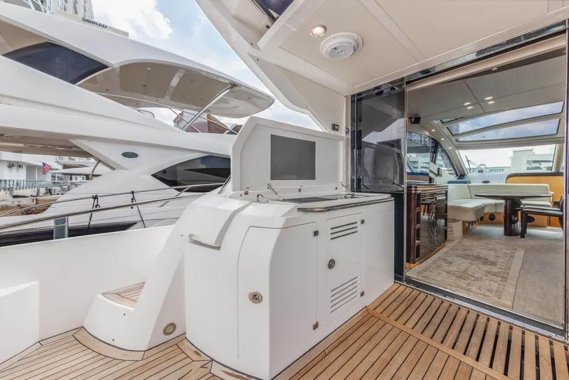 Slide: The Image of Sunseeker Predator 68 2014 - 32