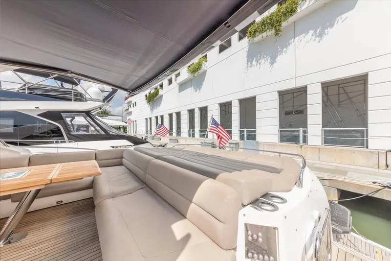 Slide: The Image of Sunseeker Predator 68 2014 - 14