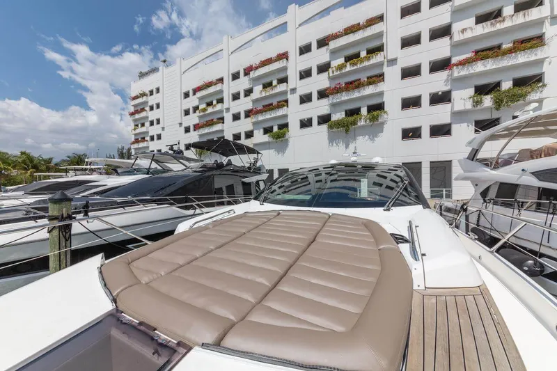 Slide: The Image of Sunseeker Predator 68 2014 - 42