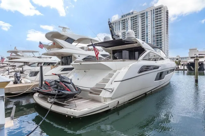 Slide: The Image of Sunseeker Predator 68 2014 - 27