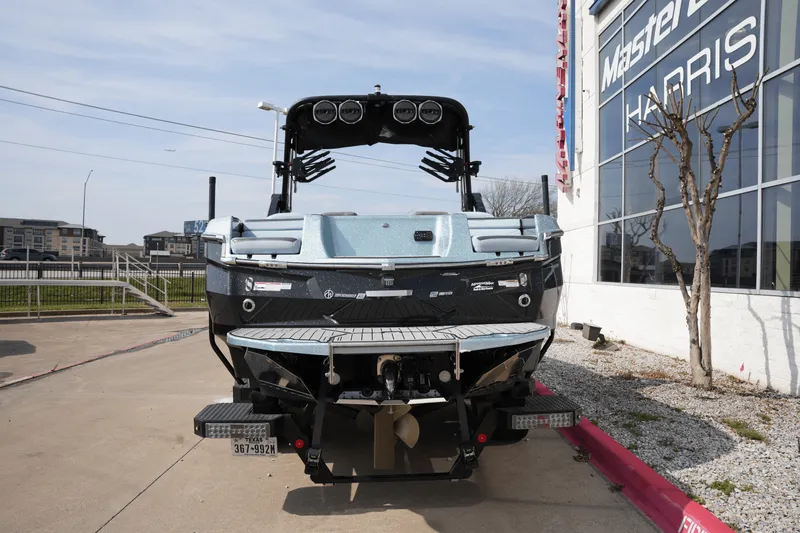 Slide: The Image of MasterCraft XSTAR S 2023 - 3