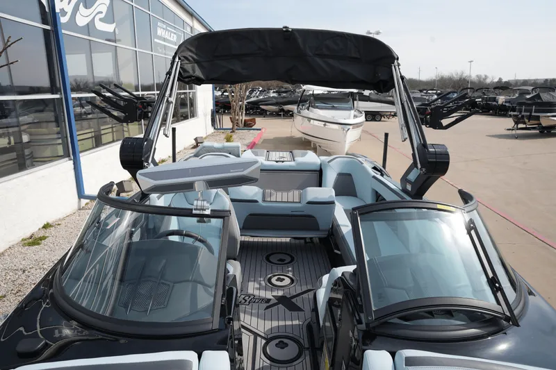 Slide: The Image of MasterCraft XSTAR S 2023 - 30