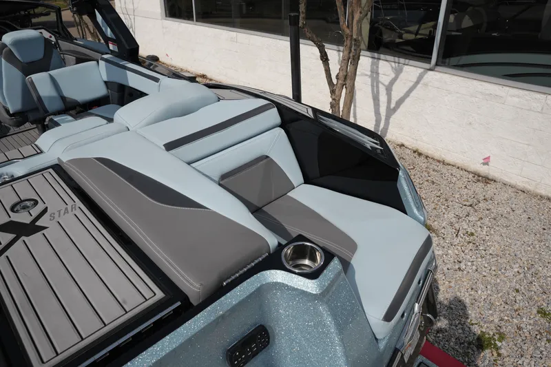 Slide: The Image of MasterCraft XSTAR S 2023 - 7