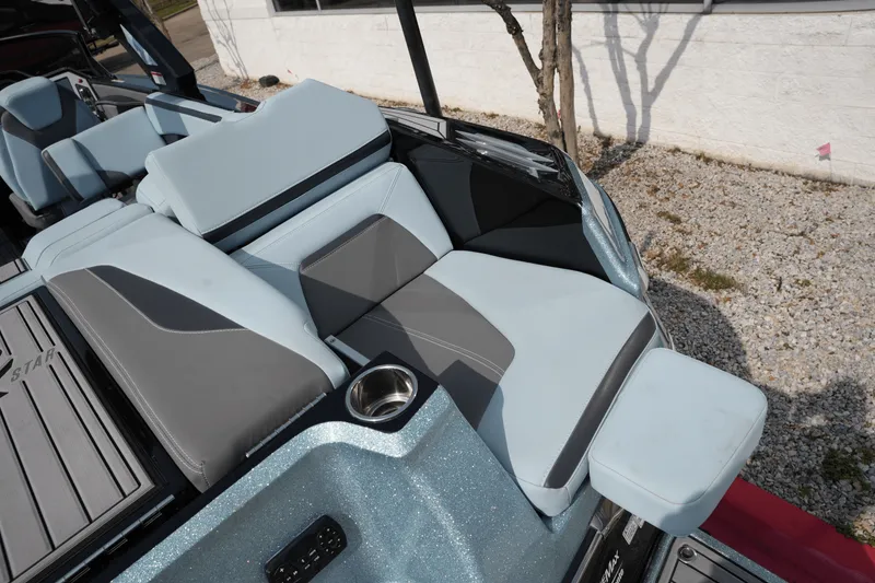 Slide: The Image of MasterCraft XSTAR S 2023 - 8