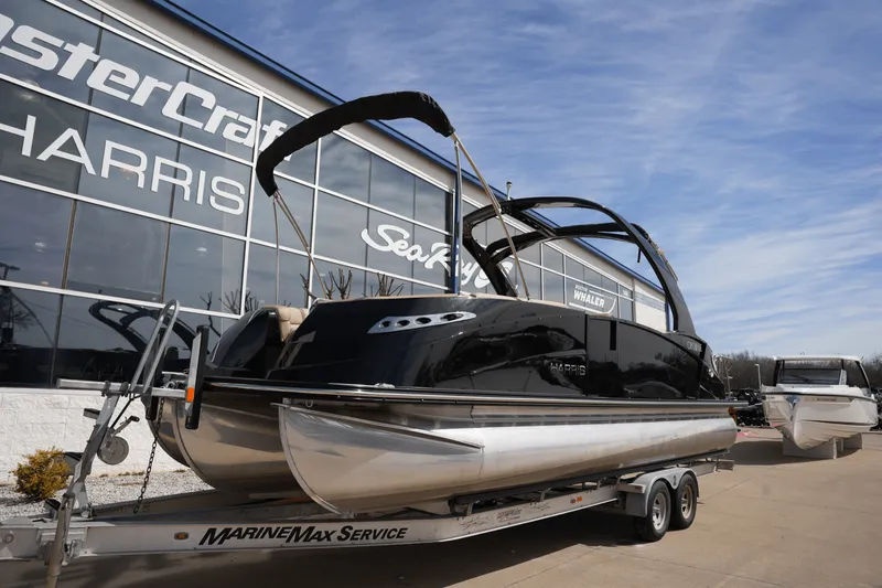 Slide: The Image of Harris Crowne 250 2022 - 1