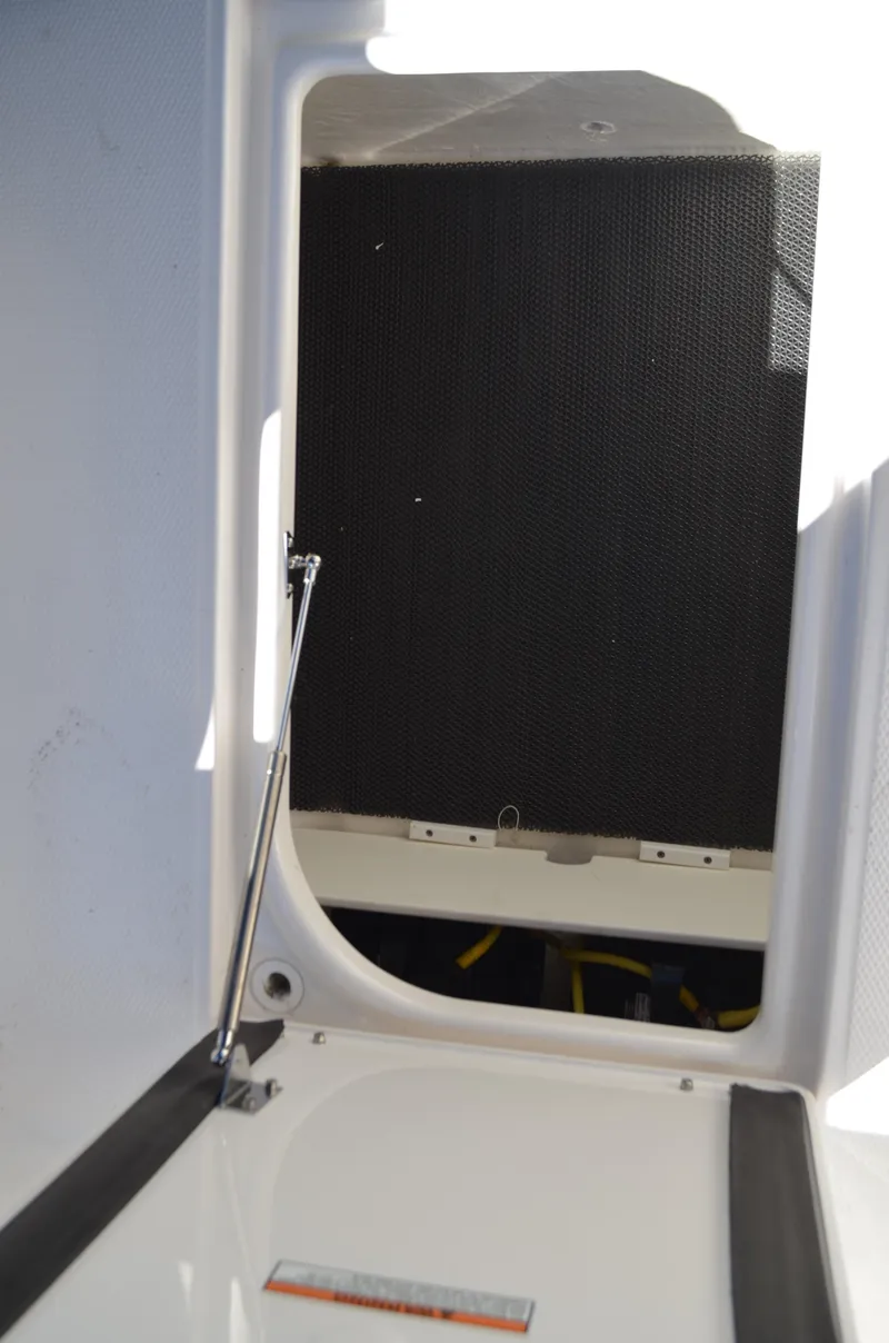 Slide: The Image of Chaparral 250 OSX 2027 - 18