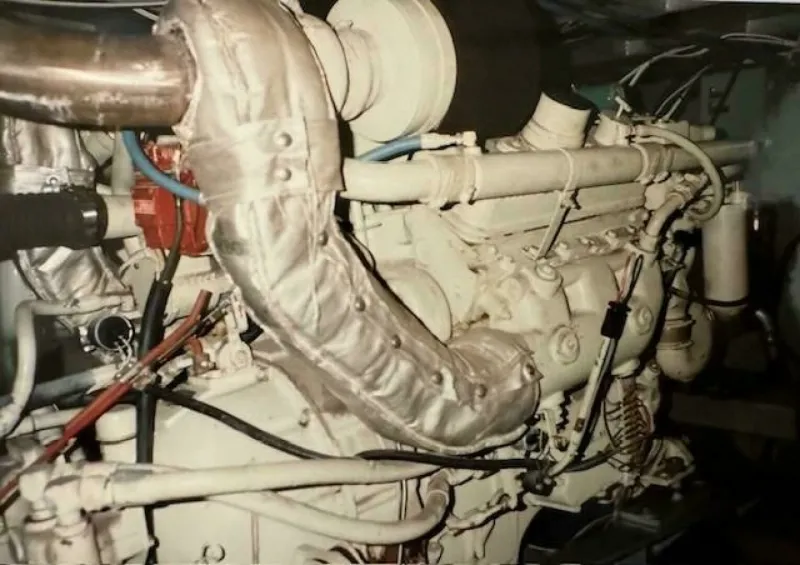 Slide: The Image of Model 70 Brata Category Motor Yachts 1990 - 29