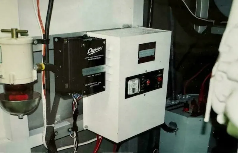 Slide: The Image of Model 70 Brata Category Motor Yachts 1990 - 30