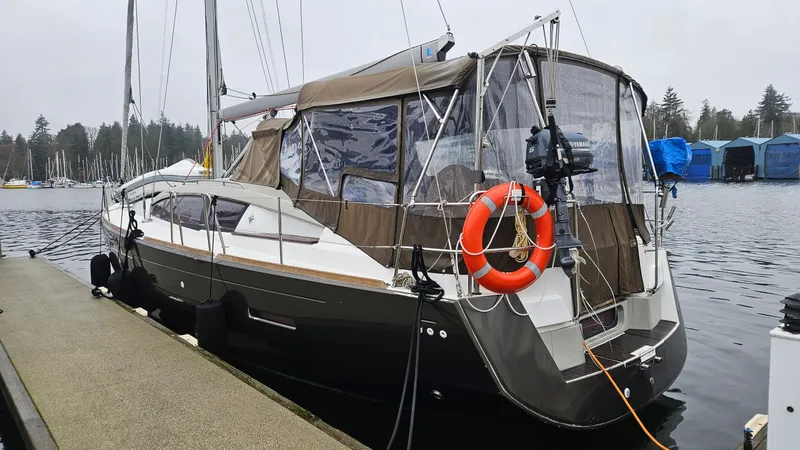 The Image of Jeanneau 44DS 2012 - 0
