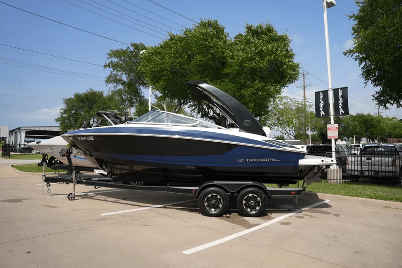 Slide: The Image of Regal 2300 2019 - 18