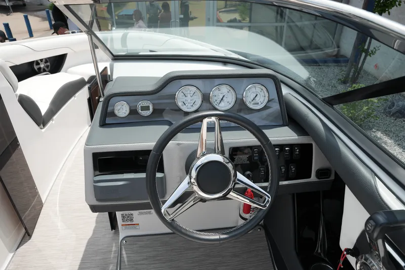 Slide: The Image of Regal 2300 2019 - 35