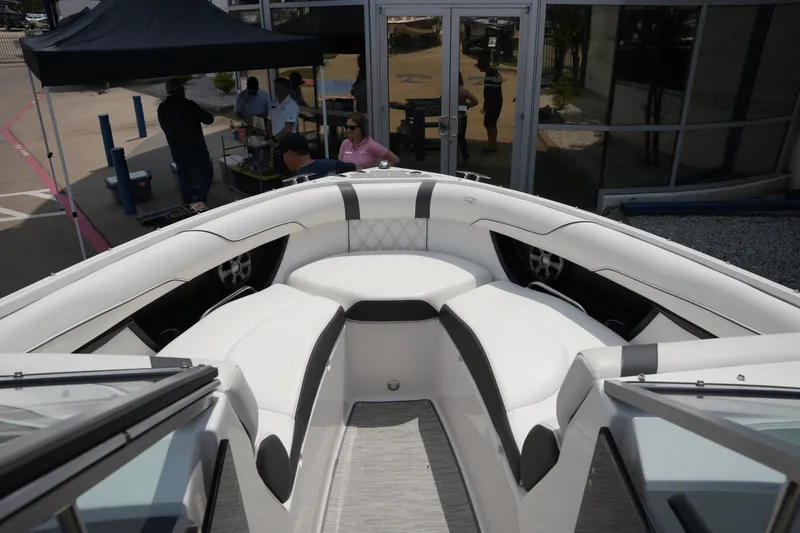 Slide: The Image of Regal 2300 2019 - 38