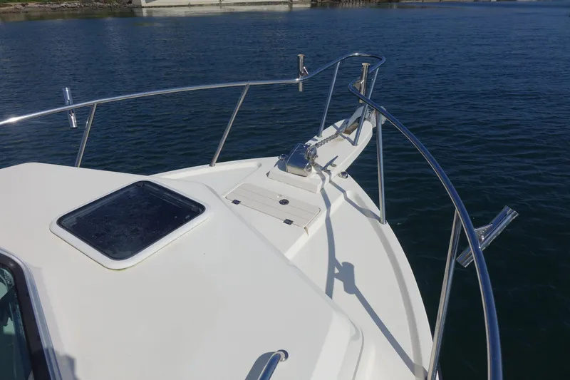 Slide: The Image of Parker Marine 2820 XLD Sport Cabin 2013 - 9