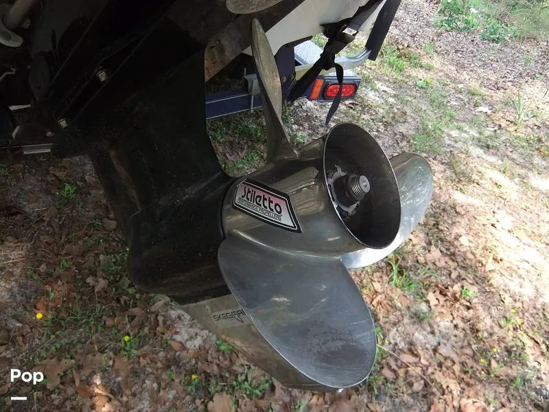 Slide: The Image of Crownline Boats 206 ls 2004 - 8811337