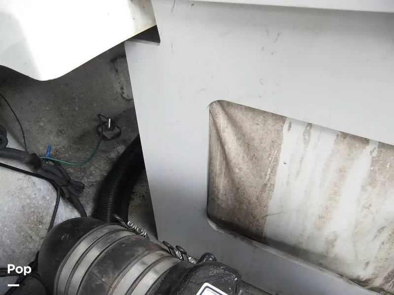 Slide: The Image of Crownline Boats 206 ls 2004 - 8811425