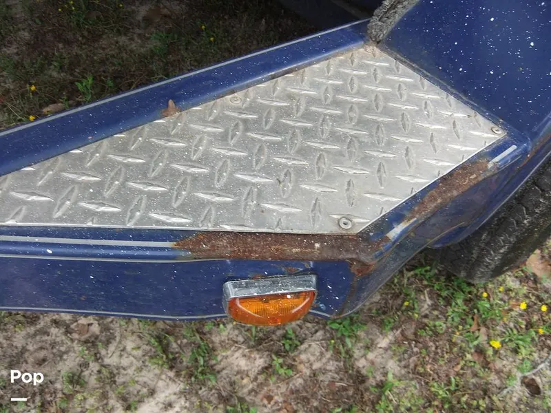 Slide: The Image of Crownline Boats 206 ls 2004 - 8811471